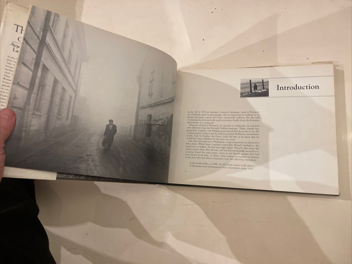 Ayse Gursan-Salzmann, Laurence Salzmann / Last Jews of Radauti 1st Edition 1983