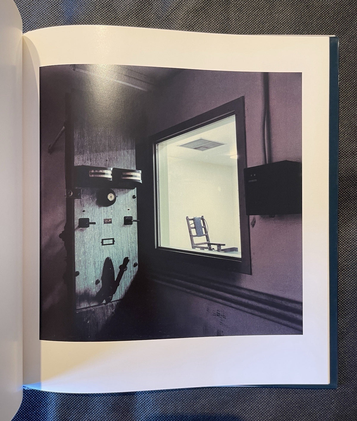 Lucinda Devlin The Omega Suites 2000 First Edition Steidl Hardcover Photography