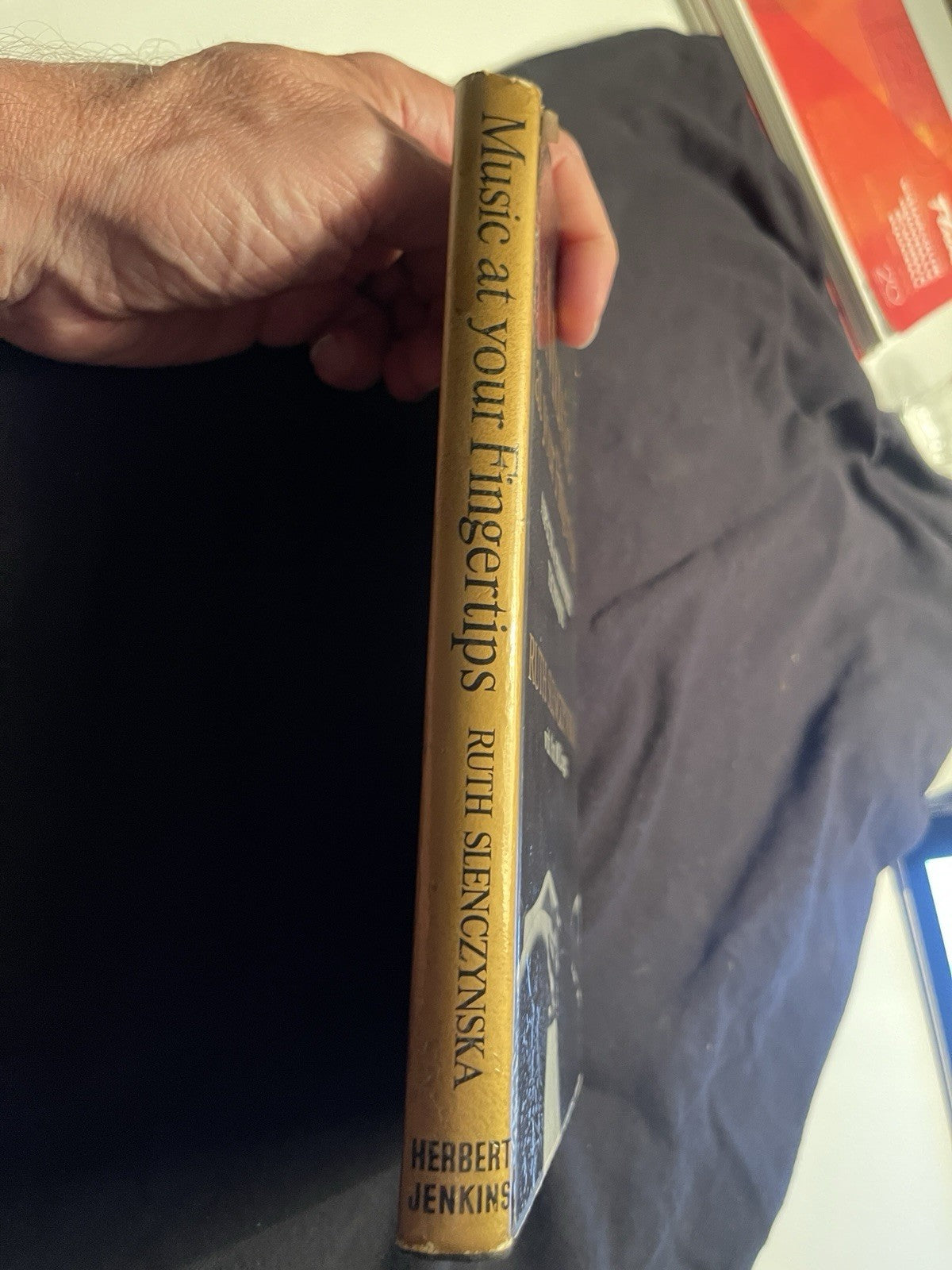 Music at Your Fingertips: Pianoforte Technique Ruth Slenczynska HC DJ ‘61 1st Ed