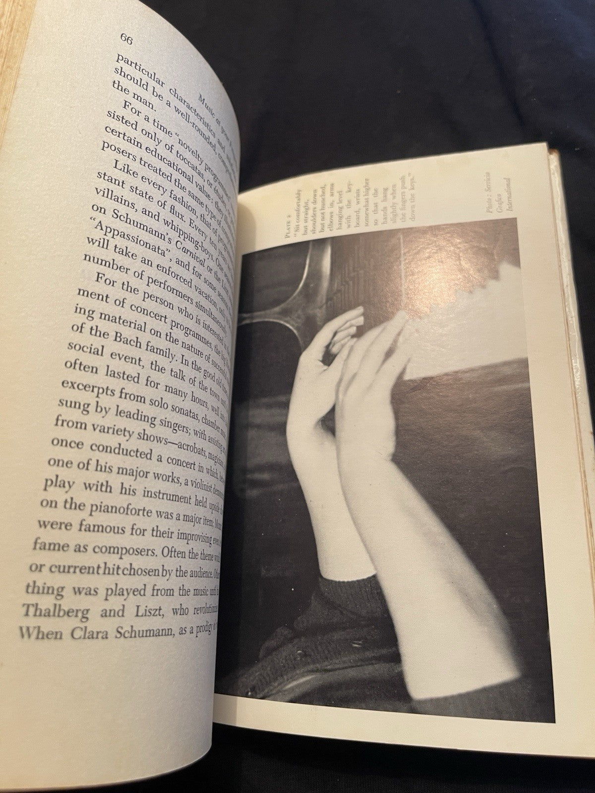 Music at Your Fingertips: Pianoforte Technique Ruth Slenczynska HC DJ ‘61 1st Ed