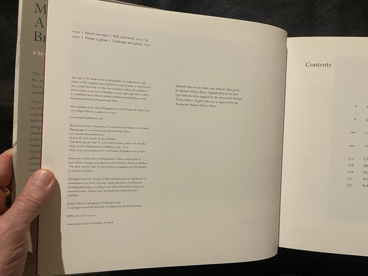Thames & Hudson Manuel Alvarez Bravo: Photopoetry HC Illustrated w/ Dust Jacket