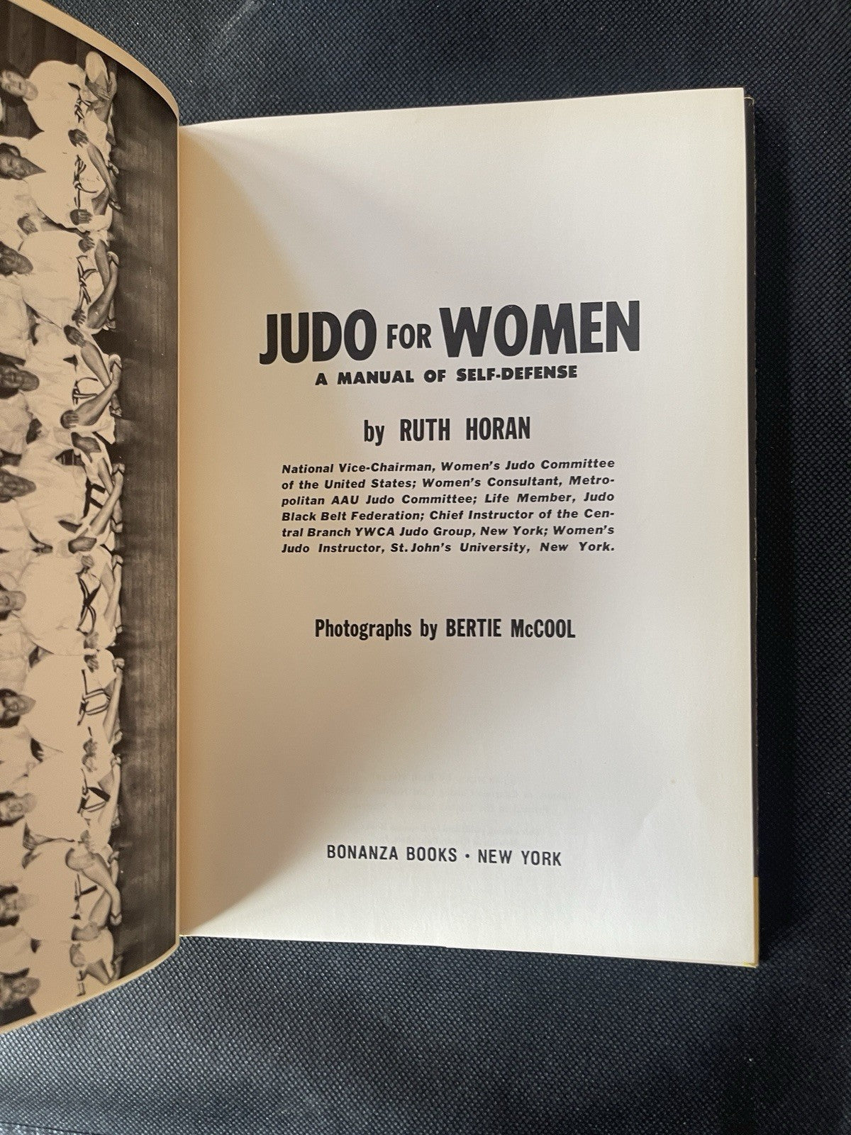 Judo for Women Manual of Self-Defense by Ruth Horan 1965 1st Edition 326 Photos