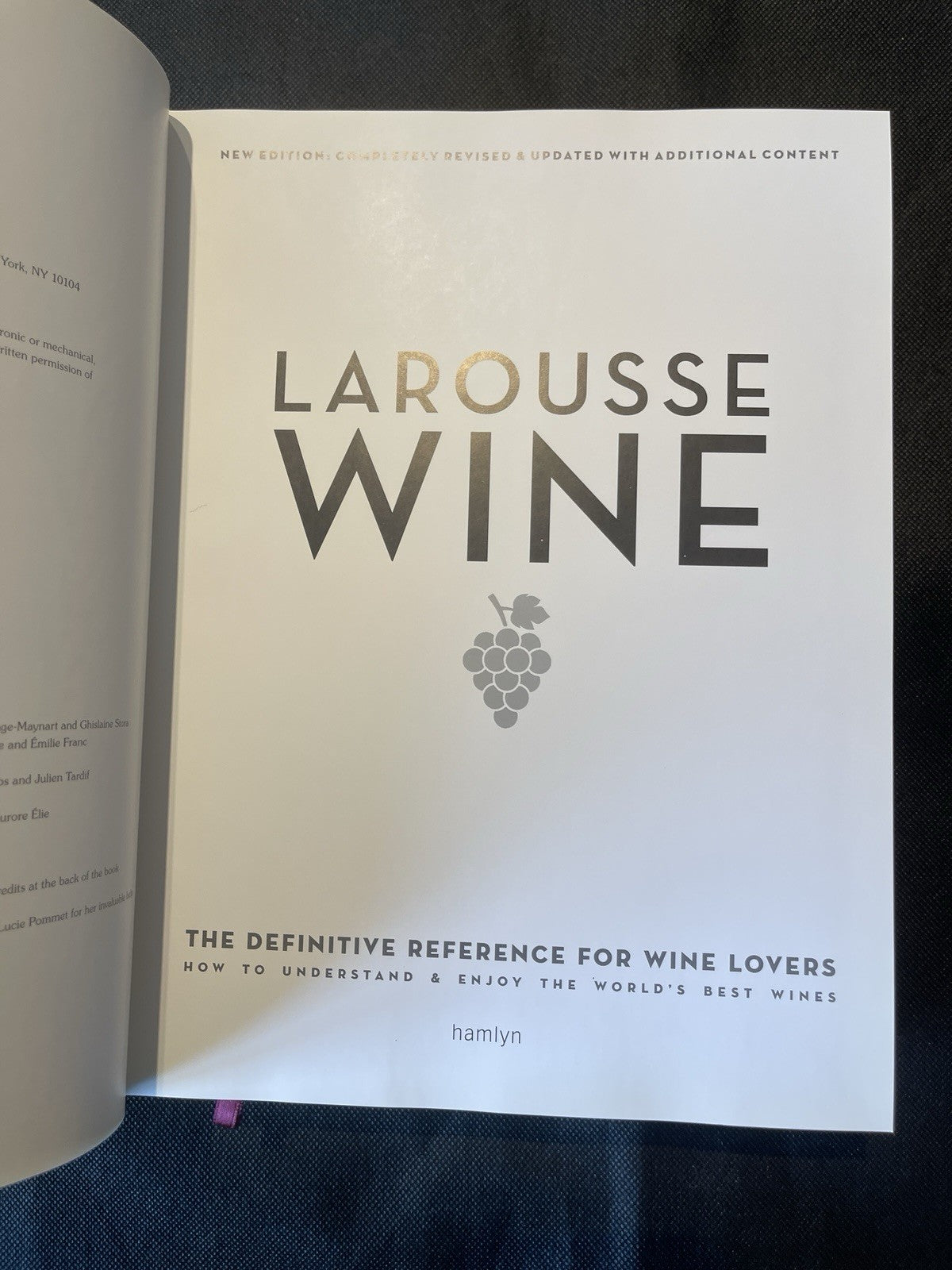 Hamlyn Larousse Wine Hardcover Illustrated by Olivier Poussier 2017