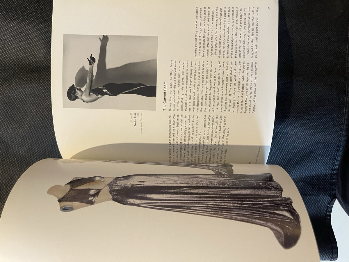 GEOFFREY BEENE autograph book Fashion Exhibition catalog 1997 signed NYC