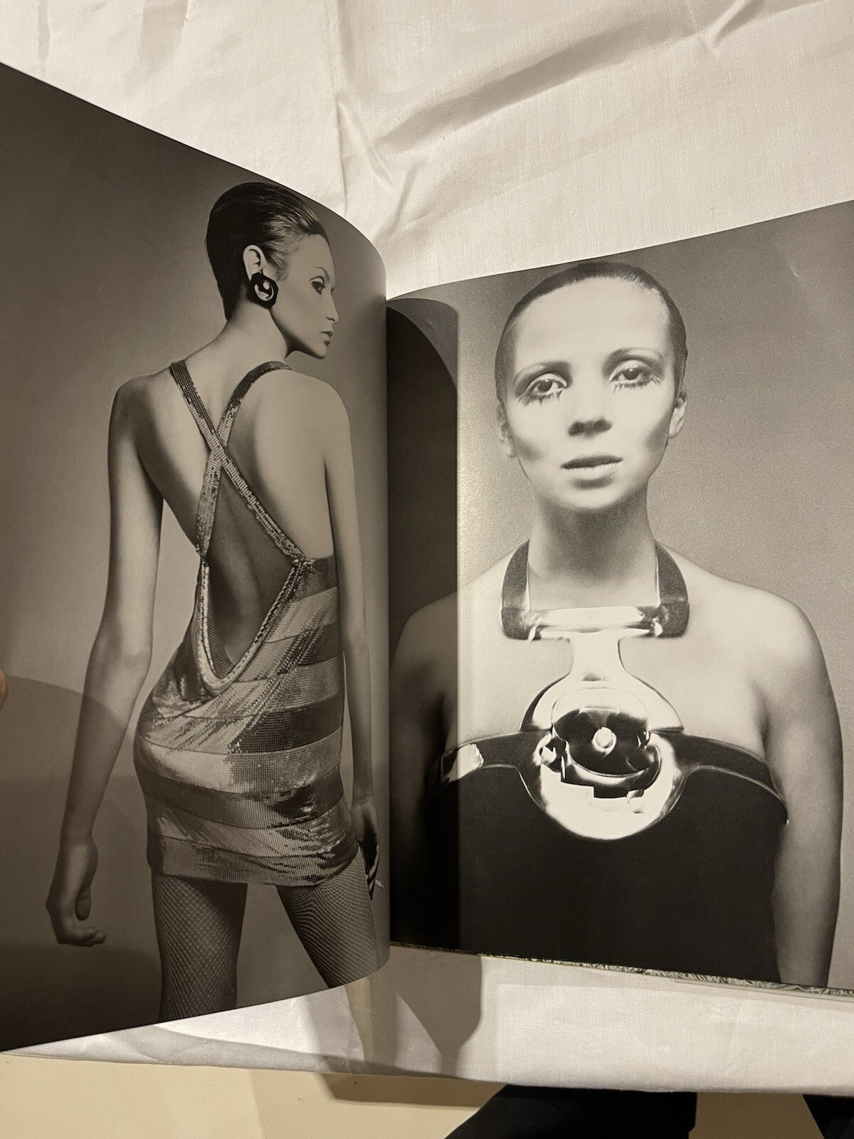 Avedon Photographs 1947-1977 – Richard Avedon – Signed – Beautiful Large HC VG