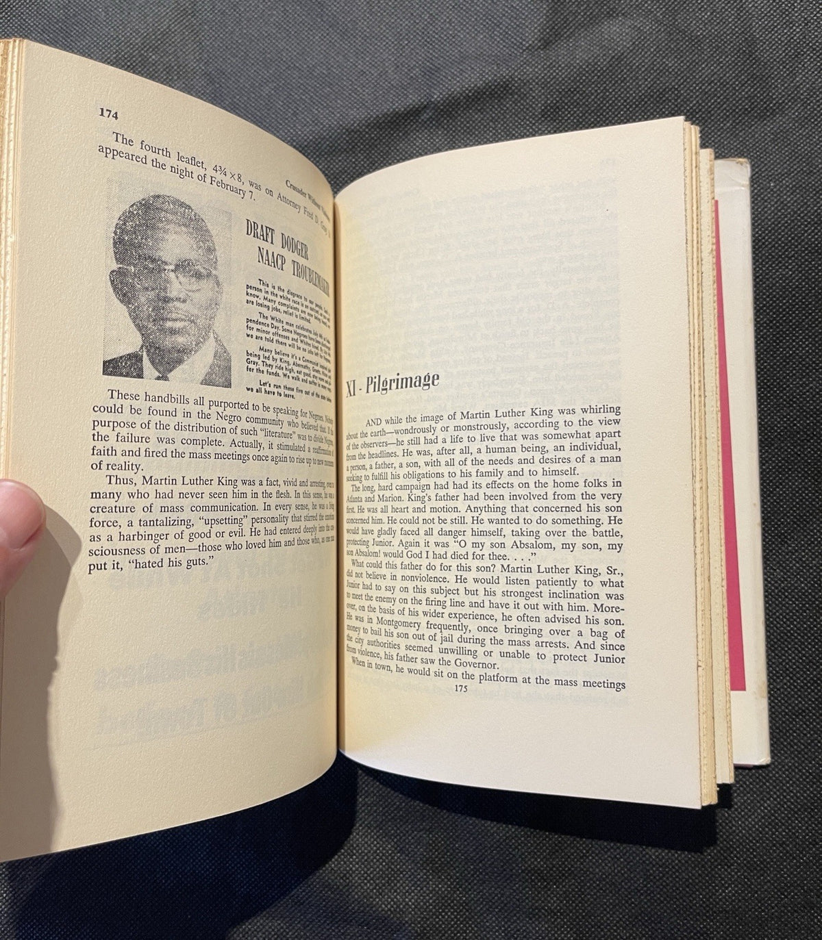 SIGNED MLK  jr Crusader Without Violence by L. D. Reddick 1959  HC DJ