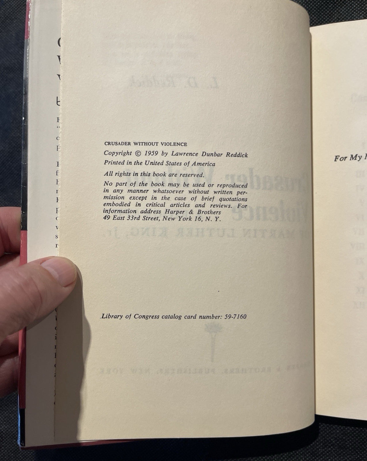 SIGNED MLK  jr Crusader Without Violence by L. D. Reddick 1959  HC DJ