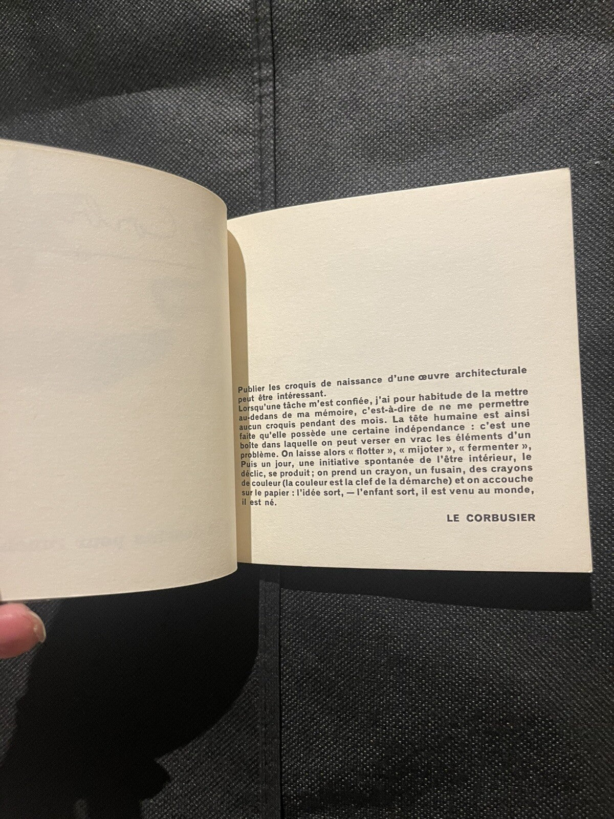 Le Corbusier Textes Et Dessins Pour Ronchamp 1982 original french ed. Notre Dame