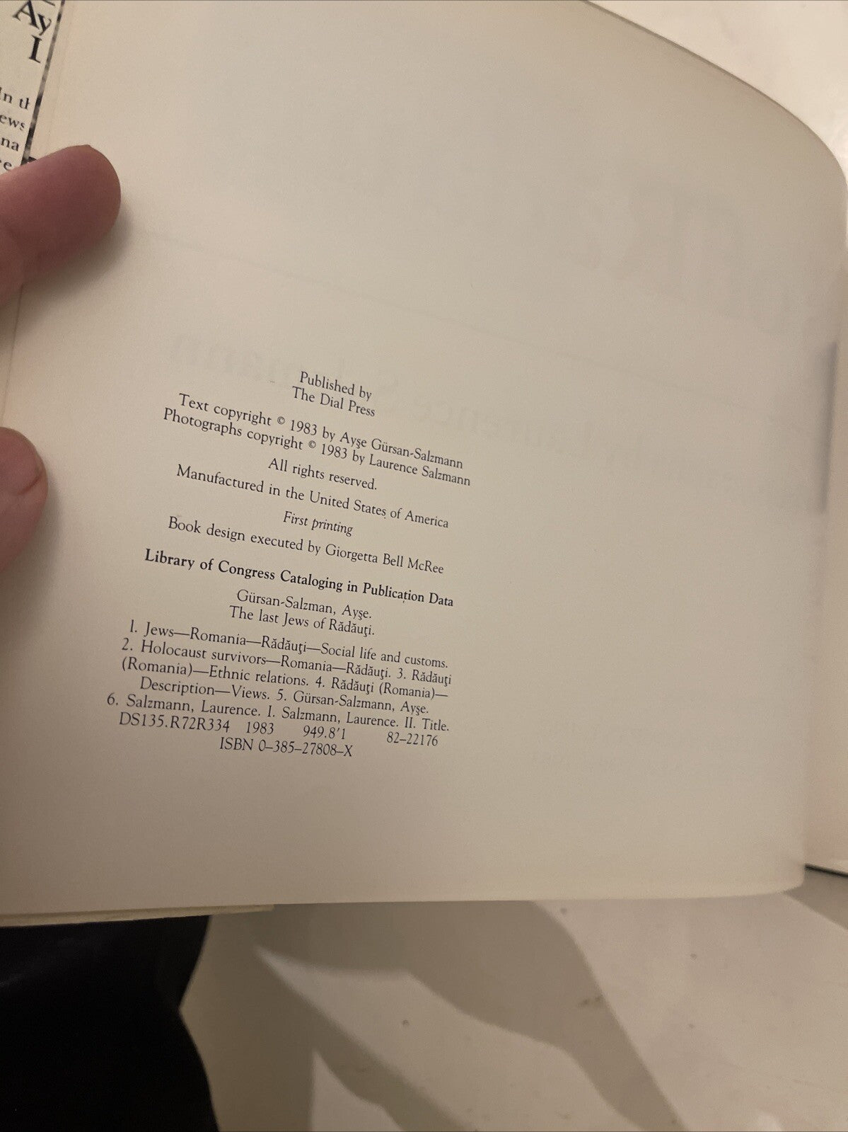 Ayse Gursan-Salzmann, Laurence Salzmann / Last Jews of Radauti 1st Edition 1983