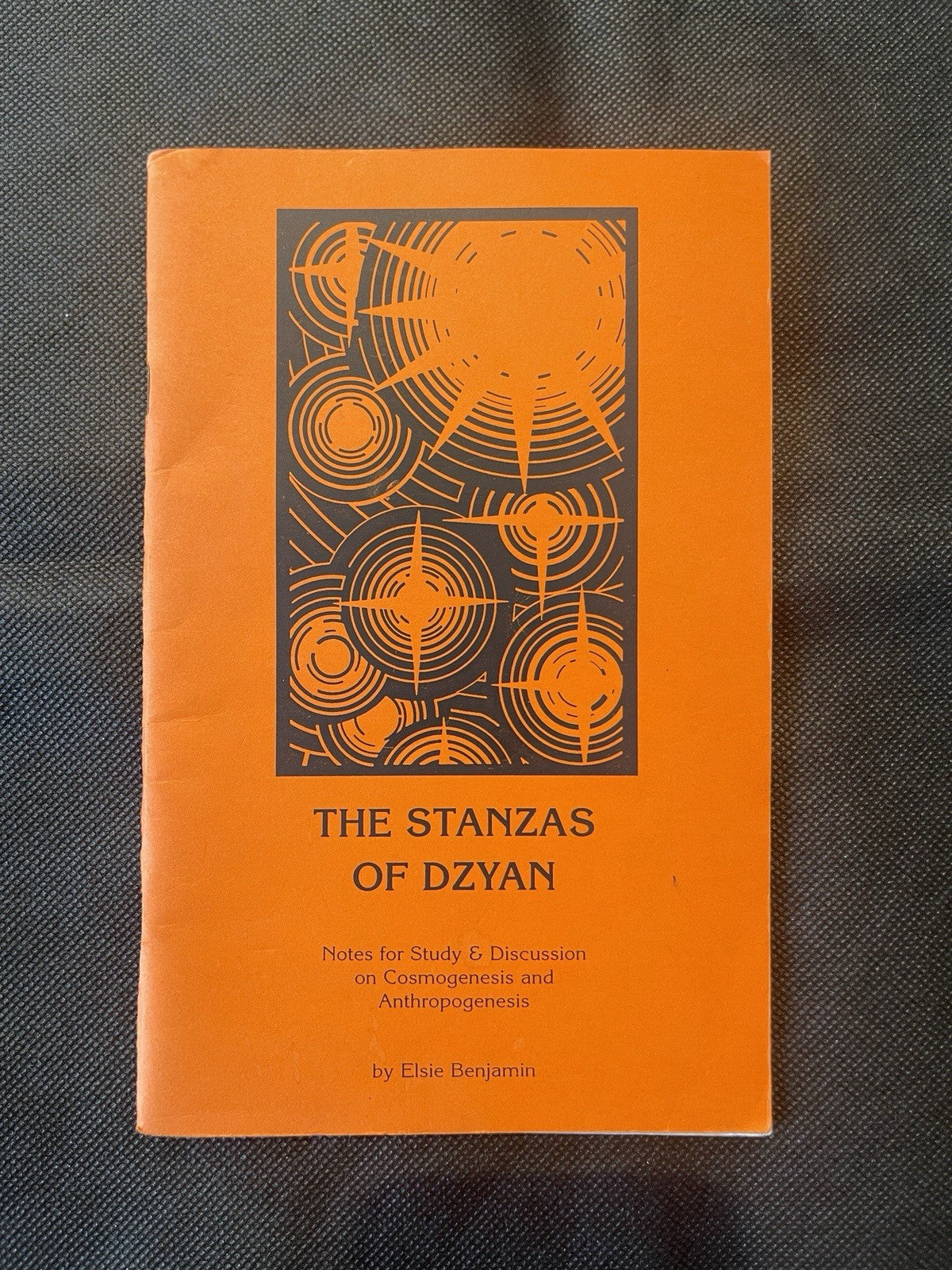 The Stanzas of Dzyan Cosmogenesis Anthropogenesis 1981 Elsie Benjamin BLAVATSKY